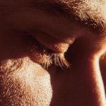 Waarom we anderen de schuld geven: Hoe een externe locus van controle persoonlijke effectiviteit belemmert waarom-we-anderen-de-schuld-geven-hoe-een-externe-locus.jpg